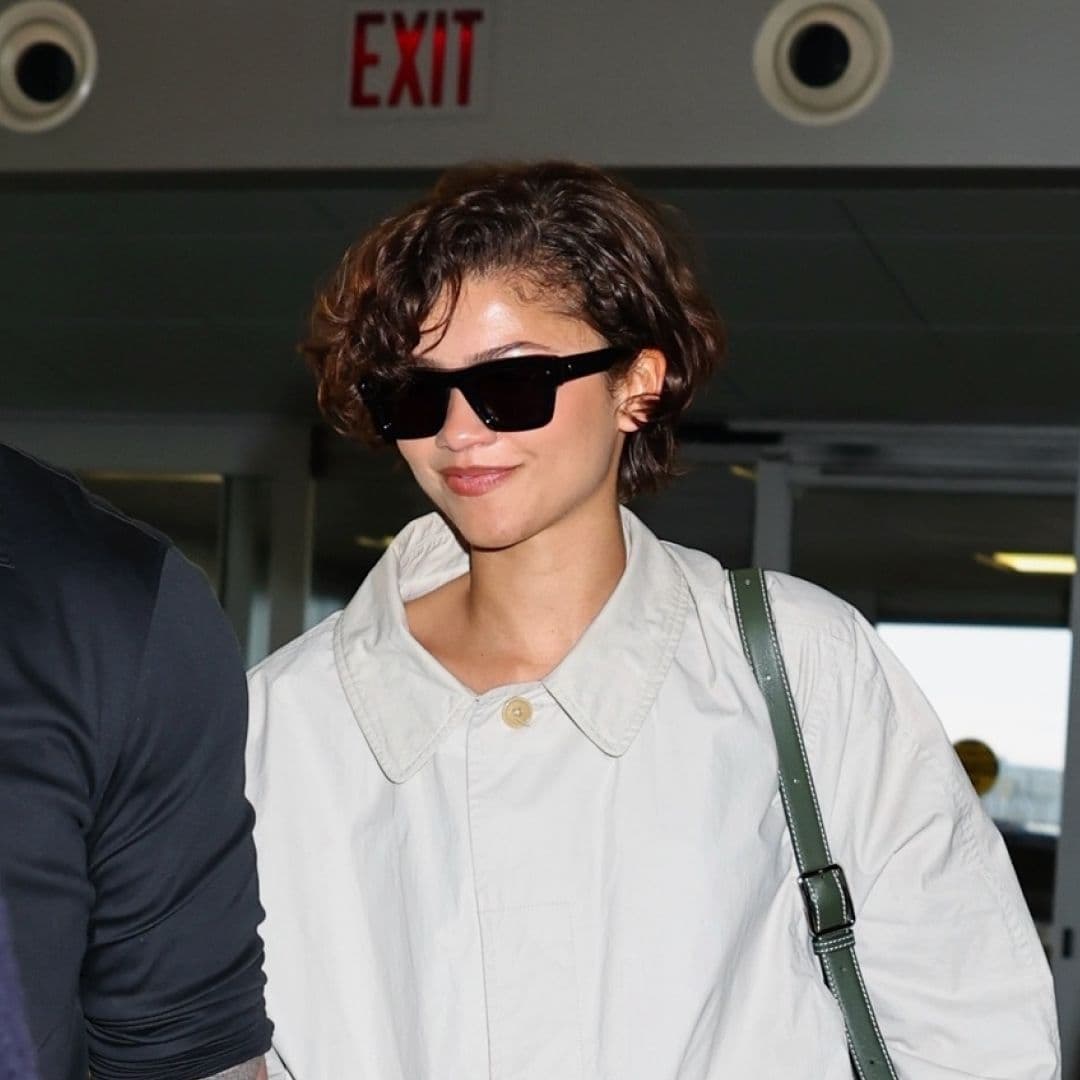 Zendaya's Airport Style Cleverly Pairs Two of Spring 2026's Biggest It-Girl Trends